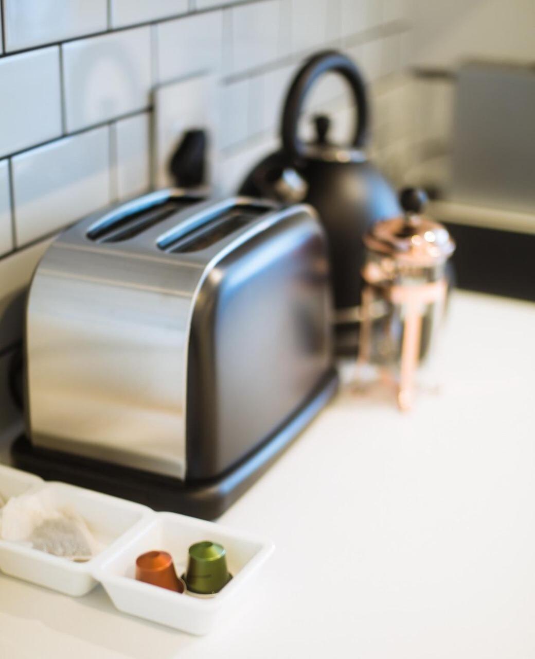 Stylish, Modern, Walk To Restaurants And Cbd Apartment Cape Town Luaran gambar