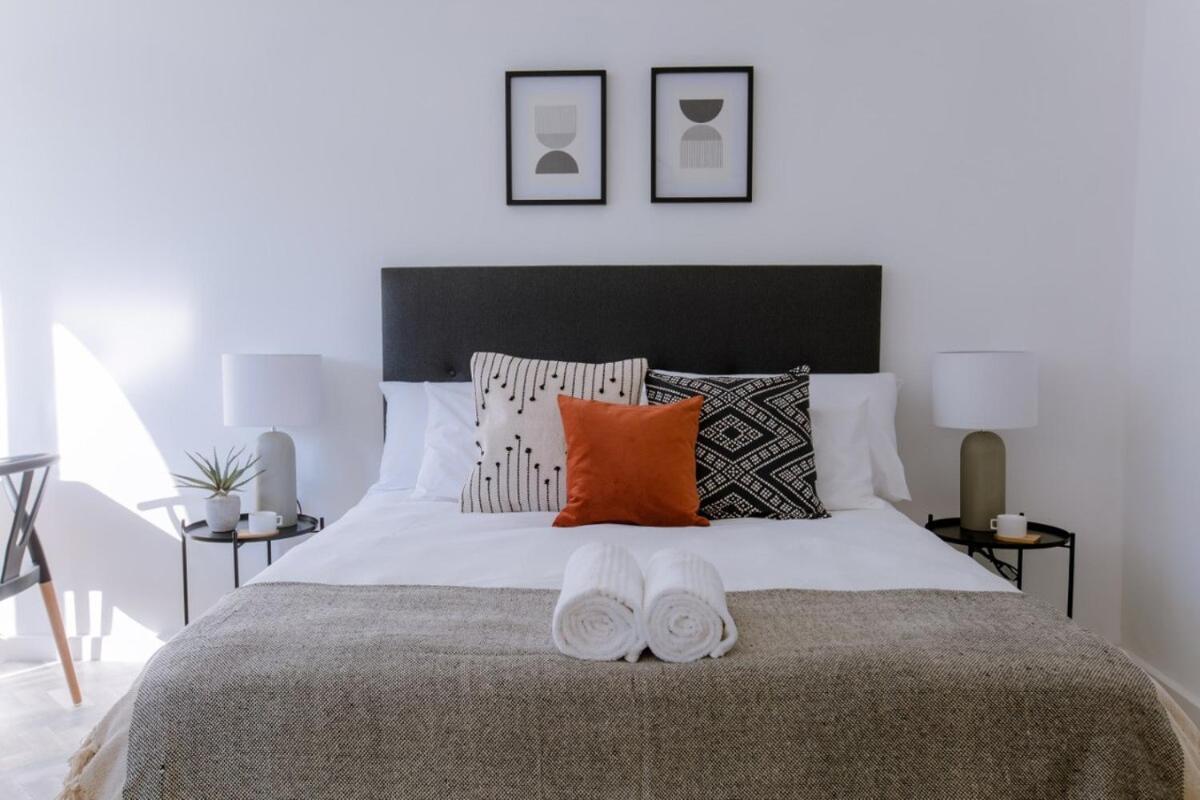 Stylish, Modern, Walk To Restaurants And Cbd Apartment Cape Town Luaran gambar