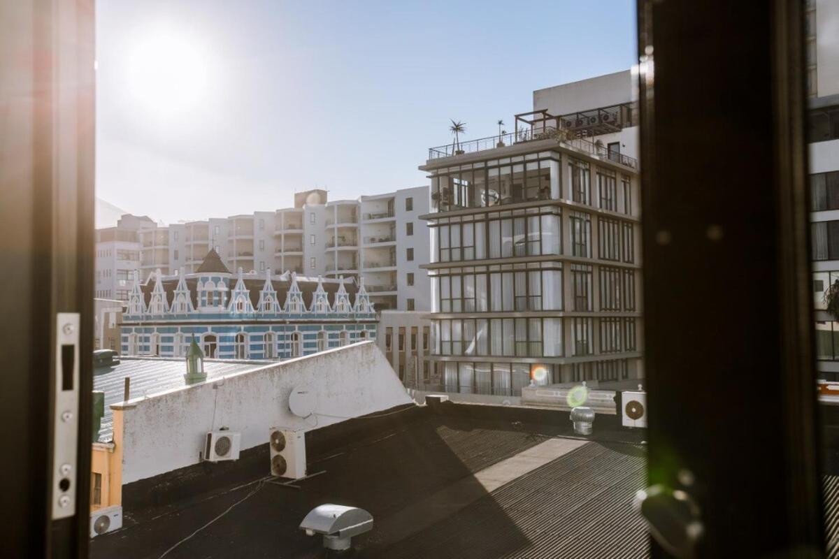 Stylish, Modern, Walk To Restaurants And Cbd Apartment Cape Town Luaran gambar
